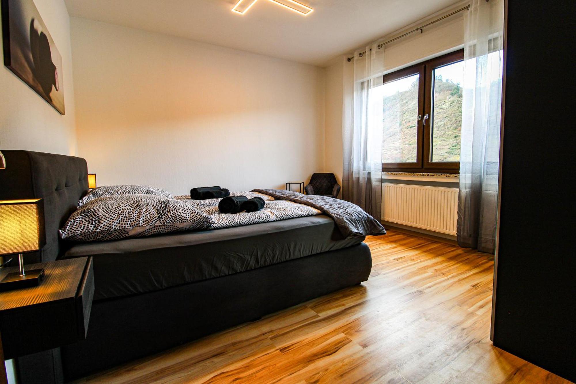 Exklusive Moselidylle: Fewo Mit Traumhaftem Staustufenblick, Netflix, Terrasse Neef Exterior foto