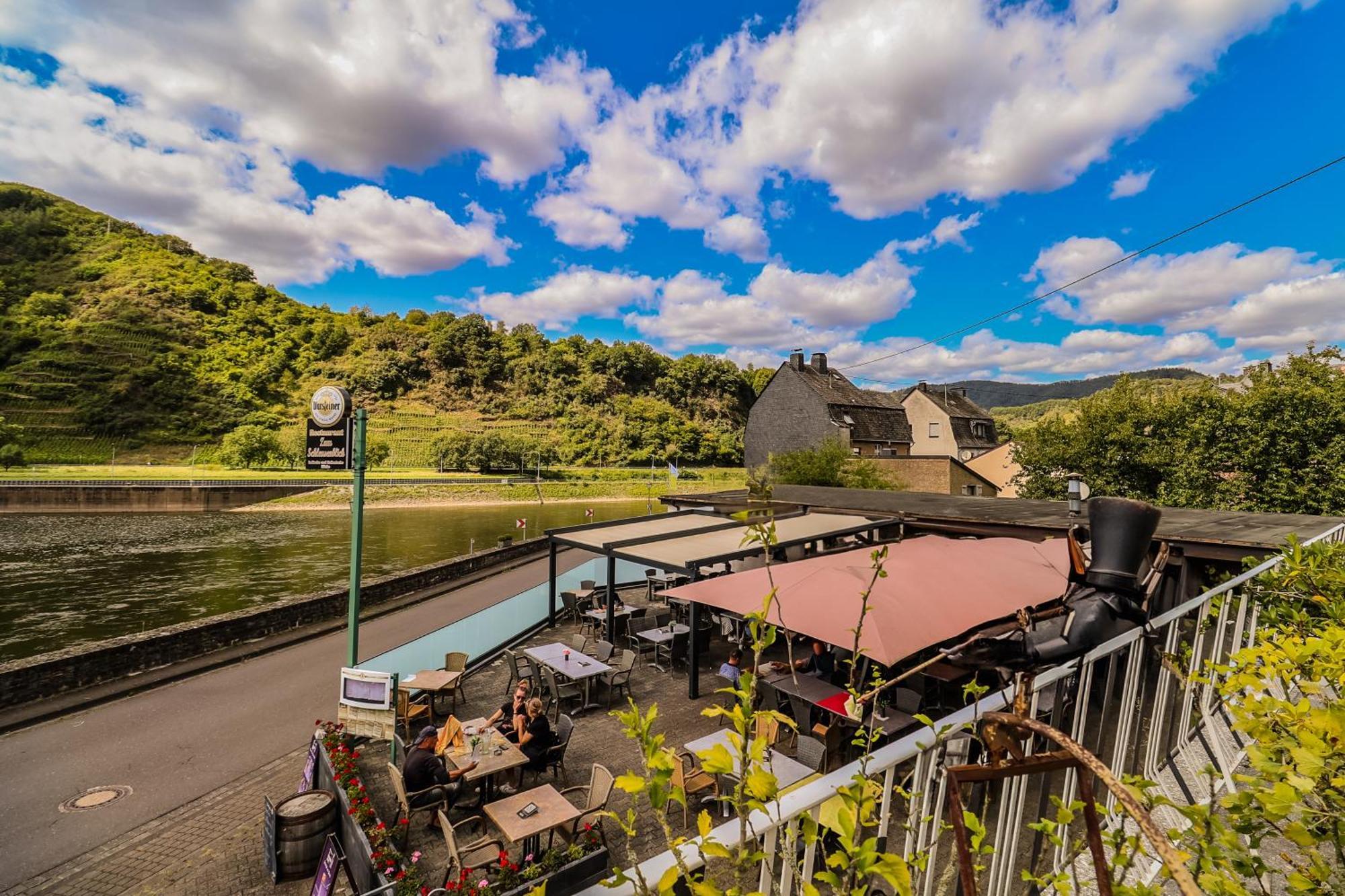 Exklusive Moselidylle: Fewo Mit Traumhaftem Staustufenblick, Netflix, Terrasse Neef Exterior foto